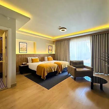 Dugi Hotel 3*