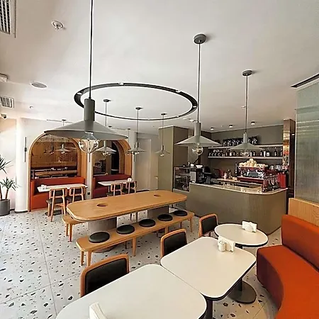 Dugi Hotel